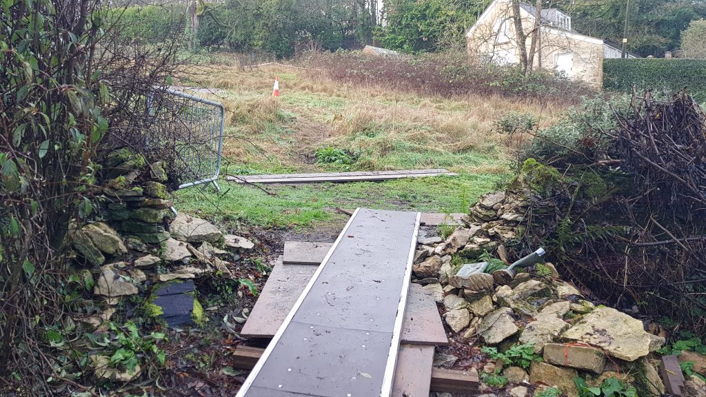 Repair and rebuild of a dry stone wall in Chalford, Stroud, Cotswolds