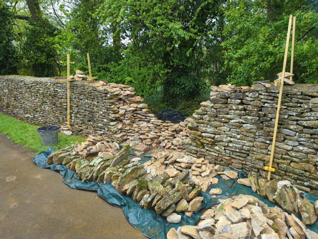 tetbury gloucestershire dry stone walling stroud