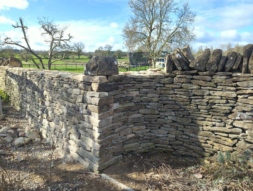 didmarton, tetbury, dry stone wall in stroud